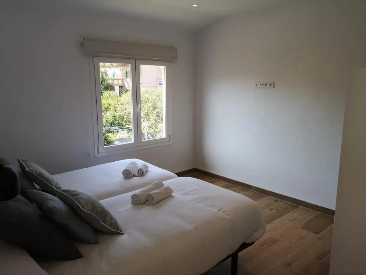 Villa Arbona Dalt ソリェル 0*,